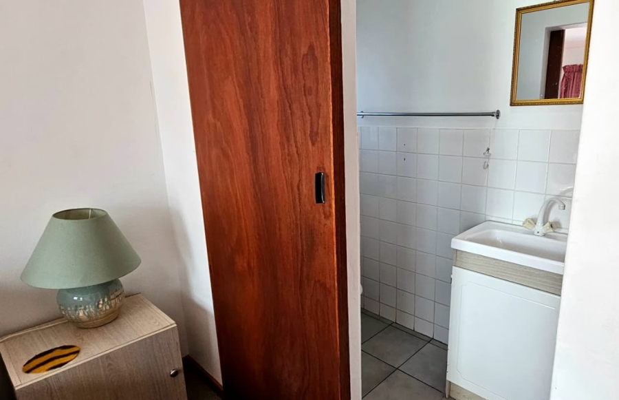 3 Bedroom Property for Sale in Franskraal Western Cape
